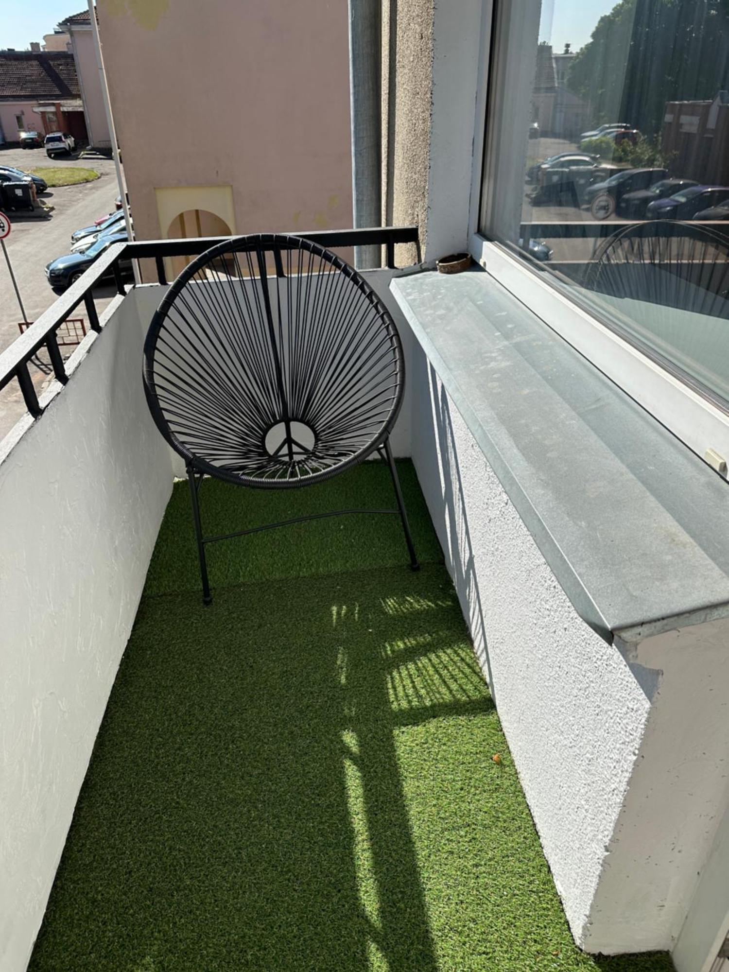 Hugo Apartment Шяуляй Экстерьер фото